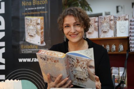 Nina Blazon